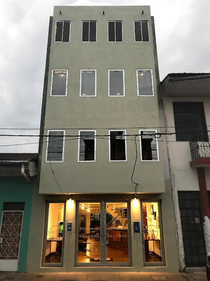 Central Bed & Breakfast Iquitos Buitenkant foto