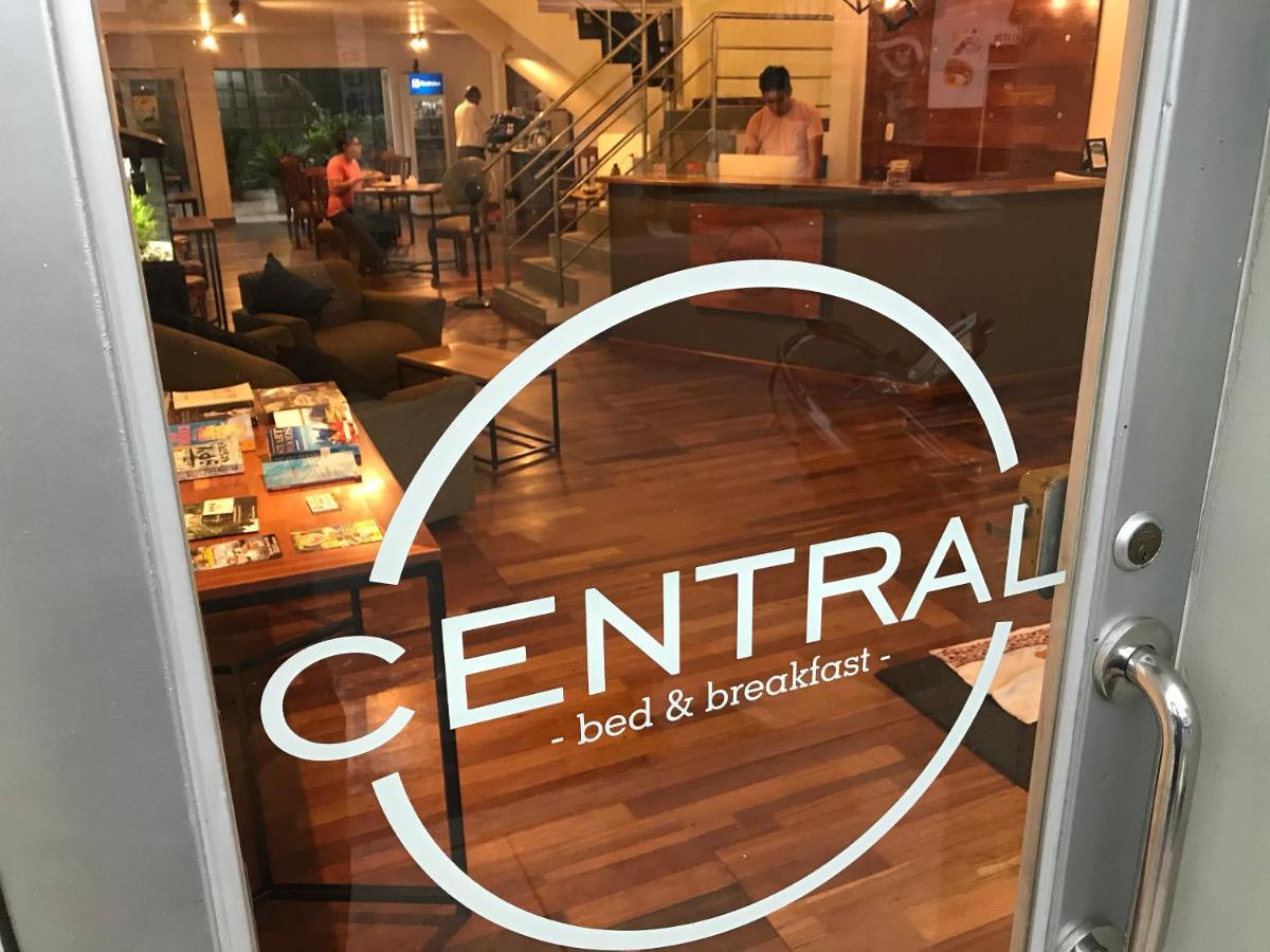 Central Bed & Breakfast Iquitos Buitenkant foto